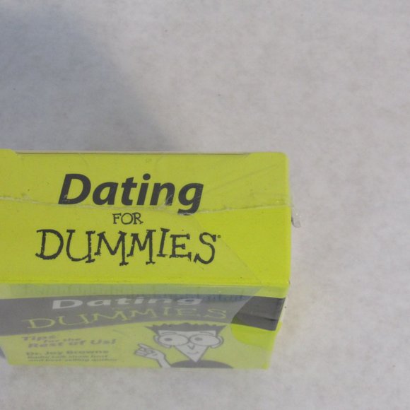 Dating for Dummies by Inc. Staff Wiley Publishing and Joy Browne - Picture 4 of 4